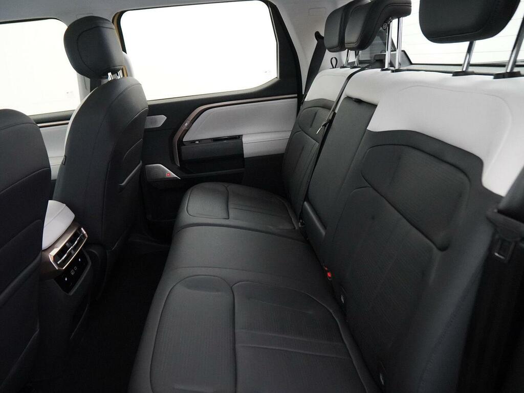 Maxus eTerron 9 102.2Kwh Premium Pickup Double Cab Au Black #28