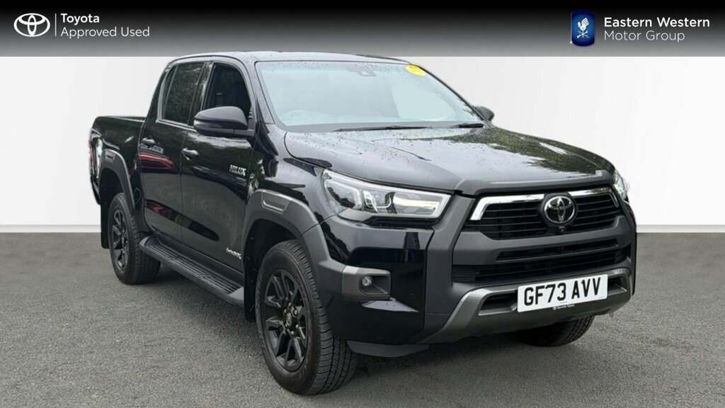 Toyota HILUX 2.8 D-4d Invincible X 4Wd Euro 6 Ss Black