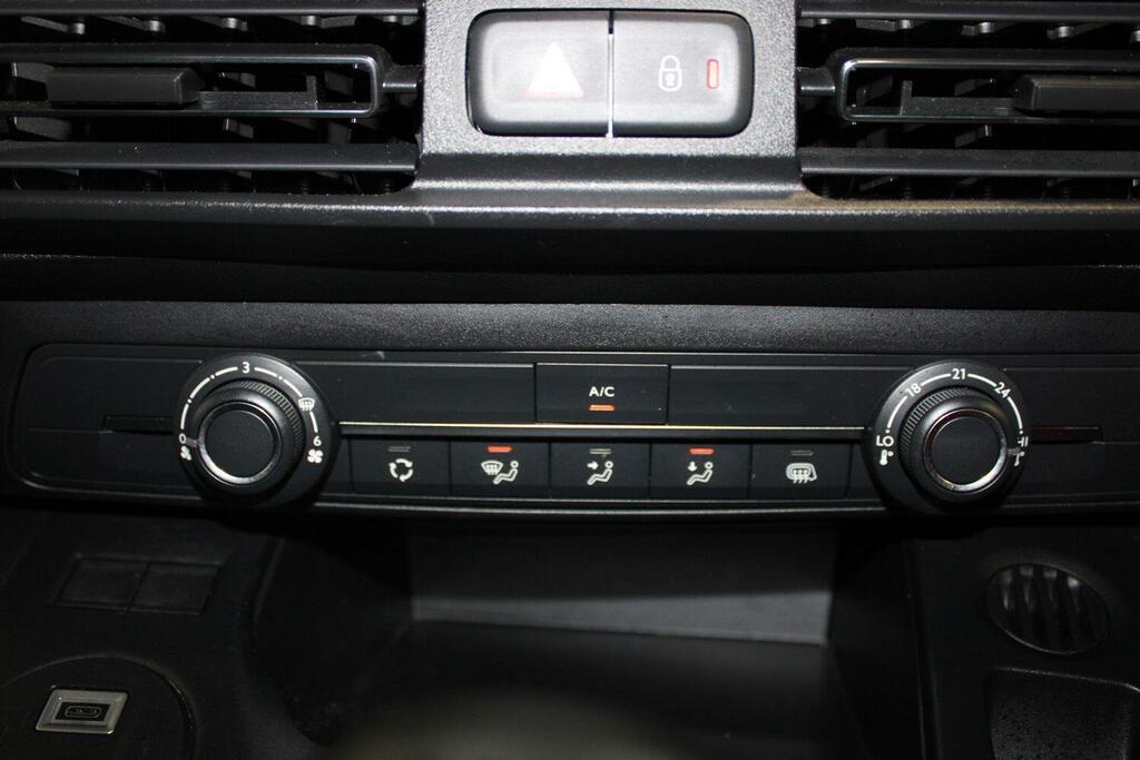 Vauxhall Combo 2300 Prime Ss 101 White #31