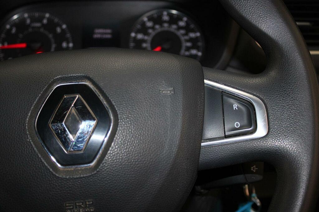 Renault Master Business Grey #12