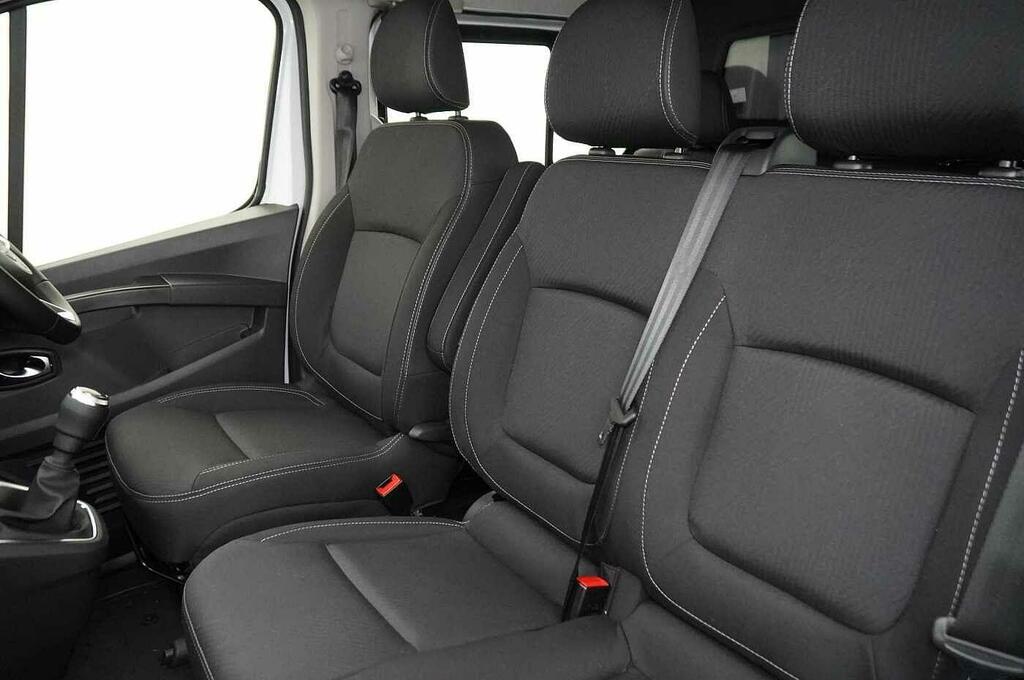 Nissan Primastar Acenta Grey #14