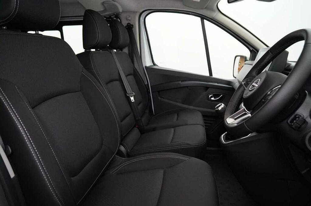 Nissan Primastar Acenta Grey #31