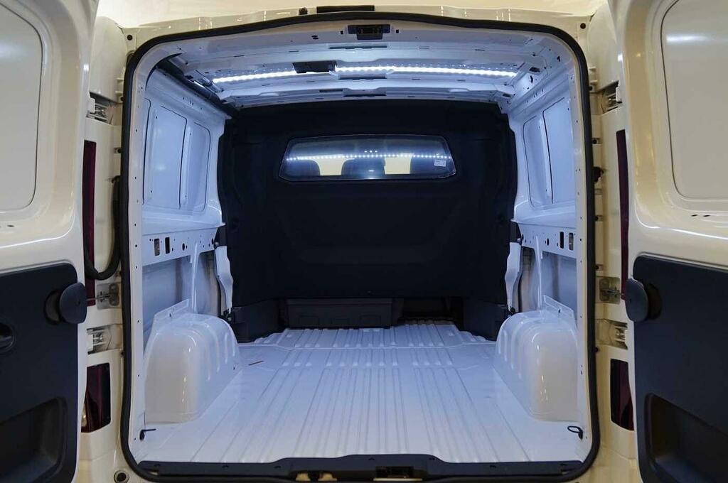Nissan Primastar 2.0 Dci 130 Tekna L2 H1 3.0T 6 Seat Crew Van White #6