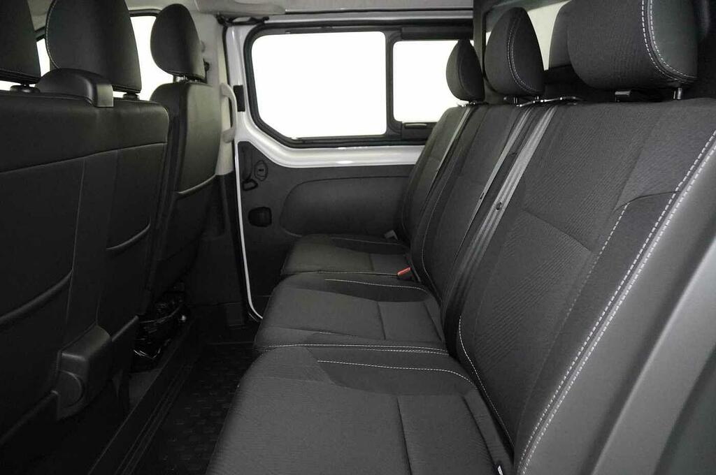 Nissan Primastar Acenta Grey #8