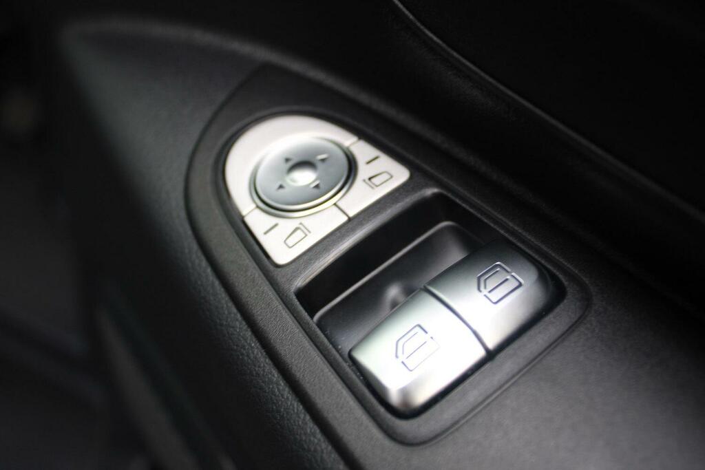 Mercedes-Benz Vito Select Silver #11