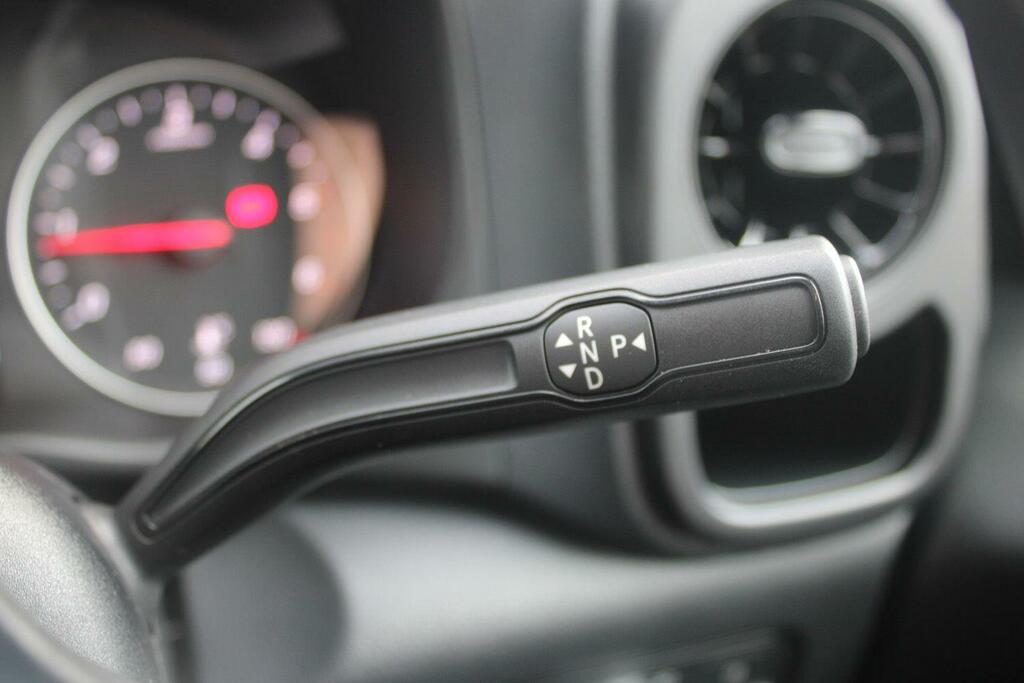Mercedes-Benz Vito Select Silver #16