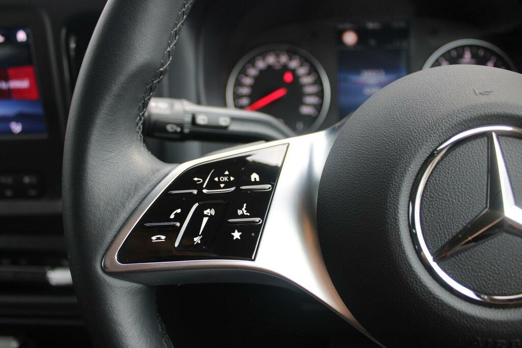 Mercedes-Benz Vito Select Silver #15