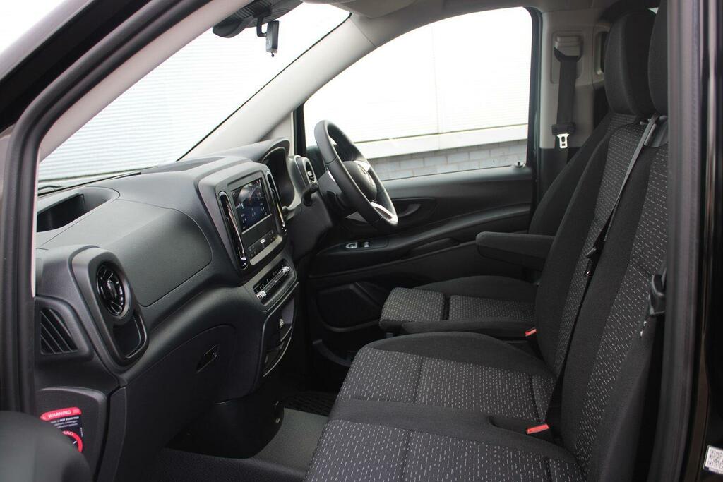 Mercedes-Benz Vito Select Silver #25