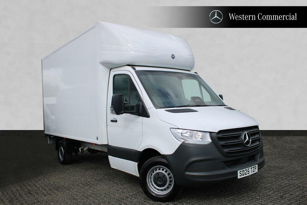 Mercedes-Benz Sprinter 315 Luton Box L3 Progressive Rwd White