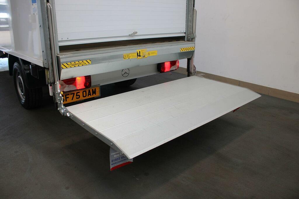 Mercedes-Benz Sprinter Pro Silver #7