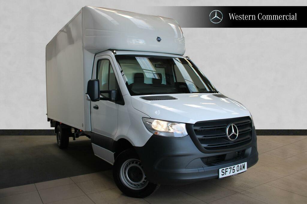 Mercedes-Benz Sprinter 315 Luton Box L3 Progressive Rwd White