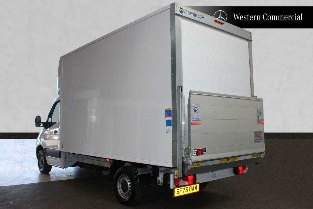 Mercedes-Benz Sprinter 315 Luton Box L3 Progressive Rwd White #5