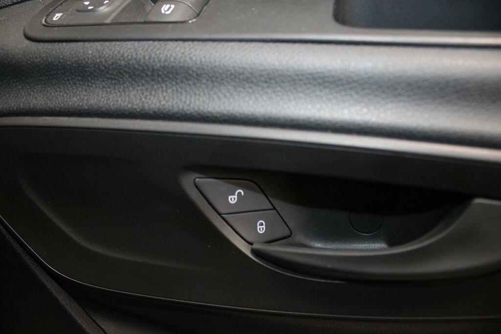 Mercedes-Benz Sprinter Pro Silver #16
