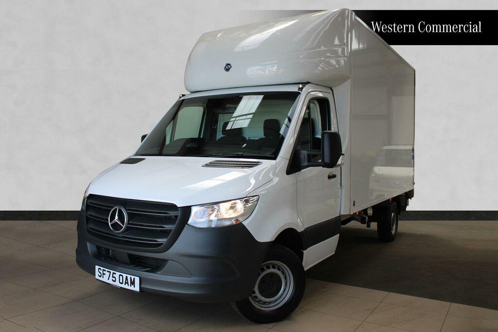 Mercedes-Benz Sprinter 315 Luton Box L3 Progressive Rwd White #3