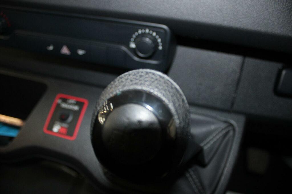 Mercedes-Benz Sprinter Pro Silver #20