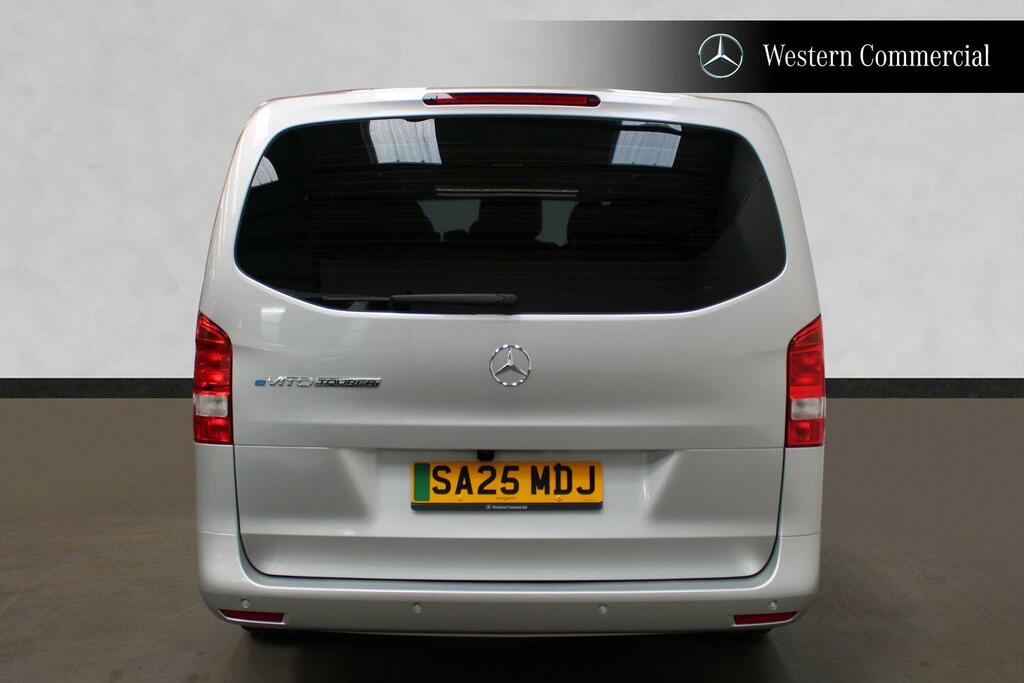 Mercedes-Benz eVito 100Kwh Premium Tourer Double Cab Silver #6
