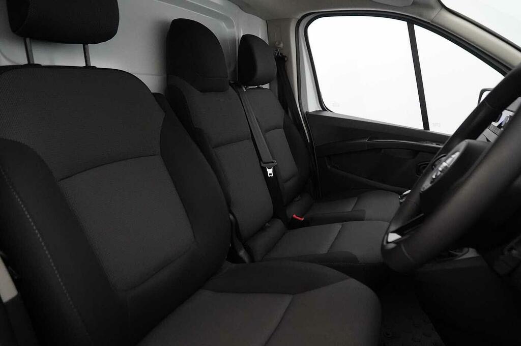 Nissan Primastar 2.0Dci 130Pseu6d Acenta 30 L1h1 Panel Van #13