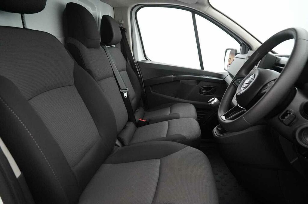 Nissan Primastar 2.0Dci 130Pseu6d Acenta 30 L1h1 Panel Van #14