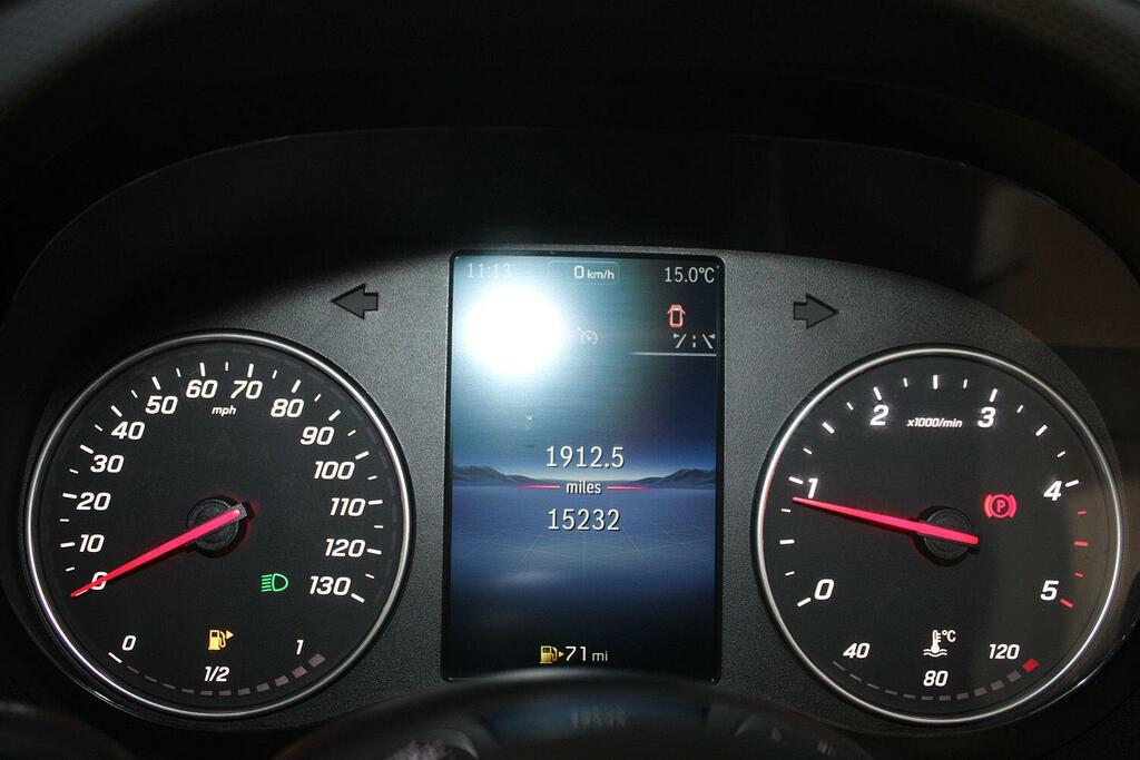 Mercedes-Benz CITAN Pro White #20
