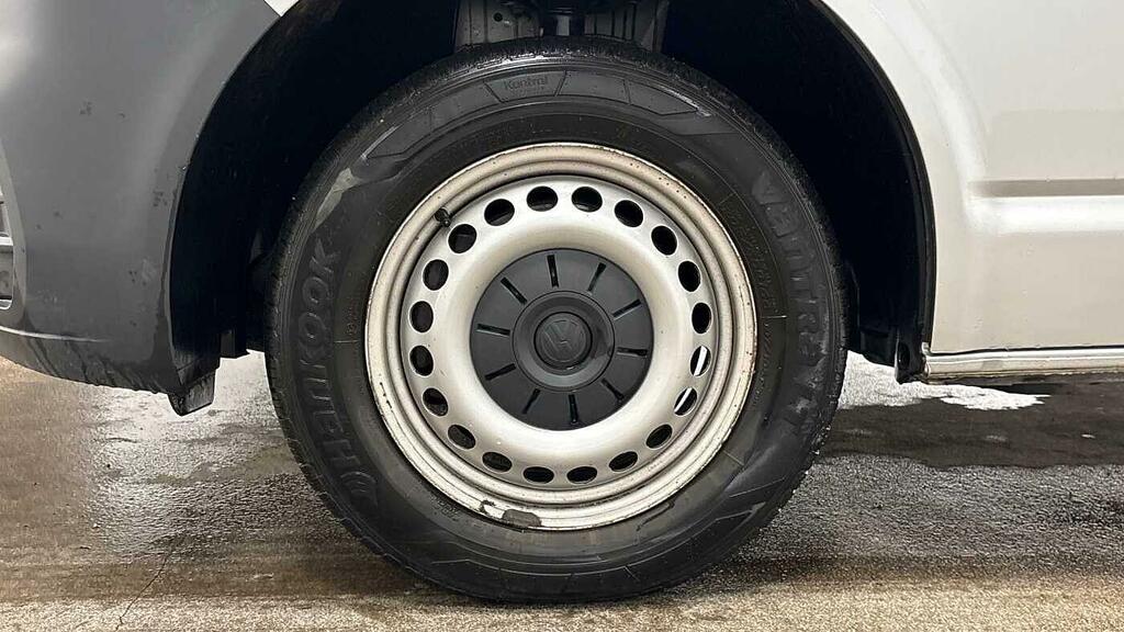 Volkswagen Transporter 2.0 Tdi 150 Startline Van Silver #5