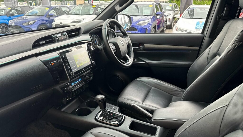 Toyota HILUX 2.8 D-4d Invincible X 4Wd Euro 6 Ss Silver #5
