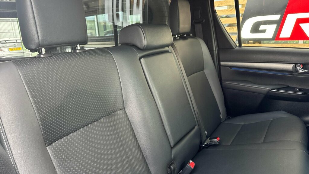 Toyota HILUX D-4d4wd Dcb  #37