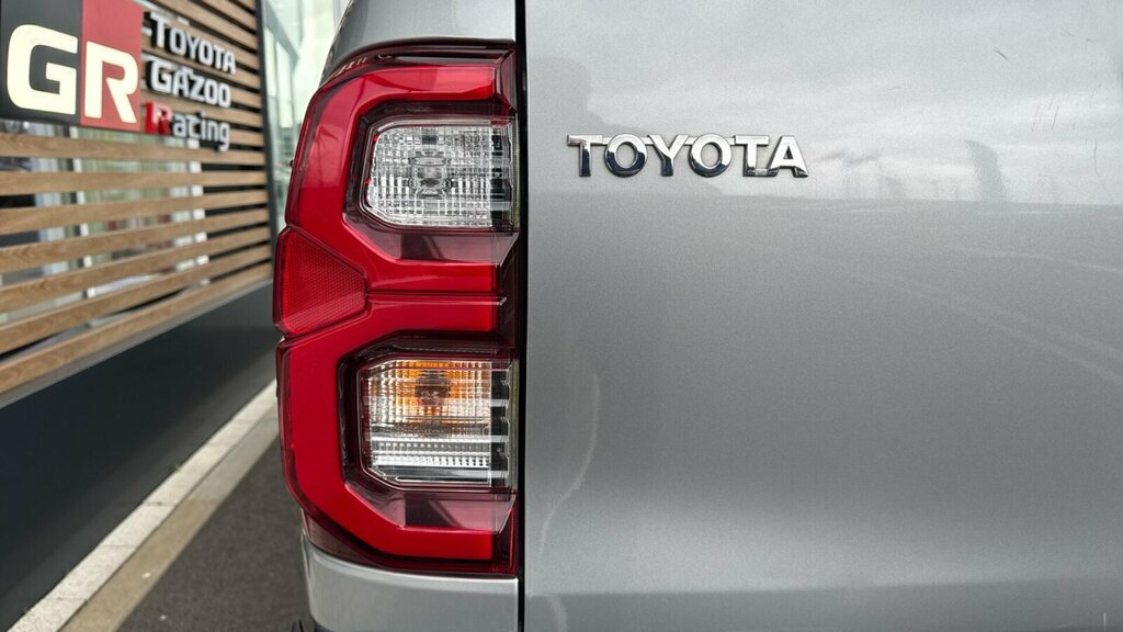 Toyota HILUX D-4d4wd Dcb  #20