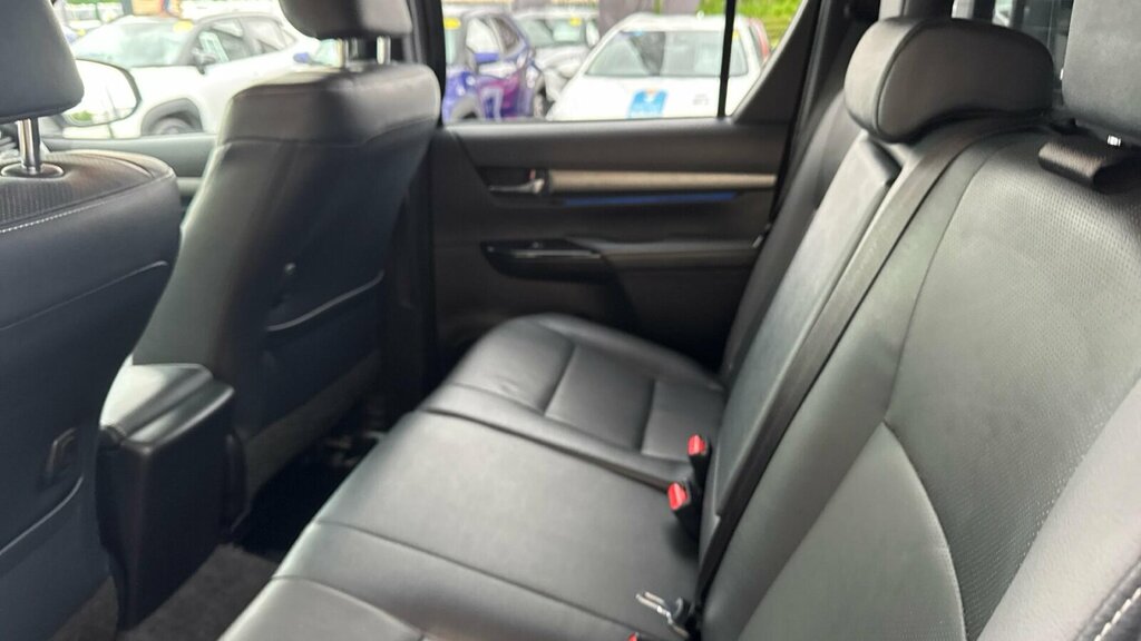 Toyota HILUX D-4d4wd Dcb  #15