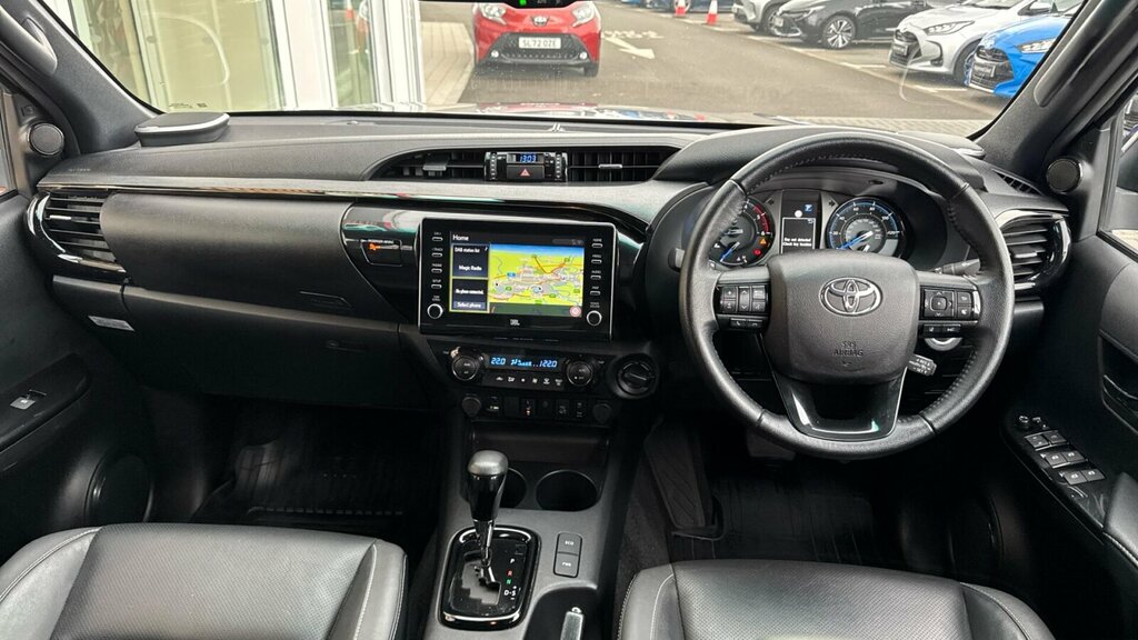 Toyota HILUX 2.8 D-4d Invincible X 4Wd Euro 6 Ss Silver #6