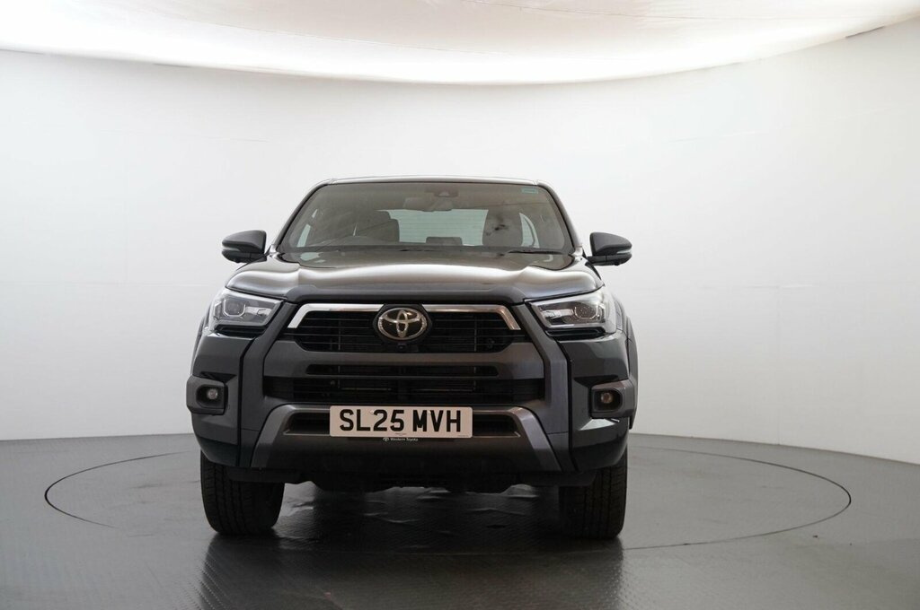 Toyota HILUX 2.8 D-4d-h Invincible X 4Wd Euro 6 SL25MVH Black #2