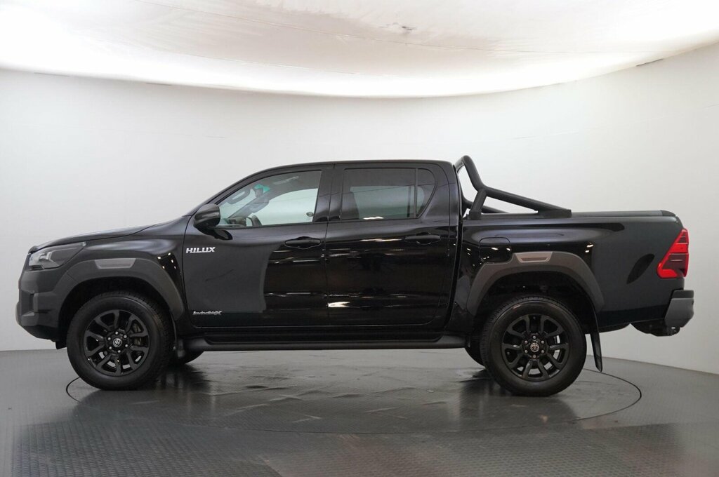 Toyota HILUX 2.8 D-4d-h Invincible X 4Wd Euro 6 SL25MVH Black #3