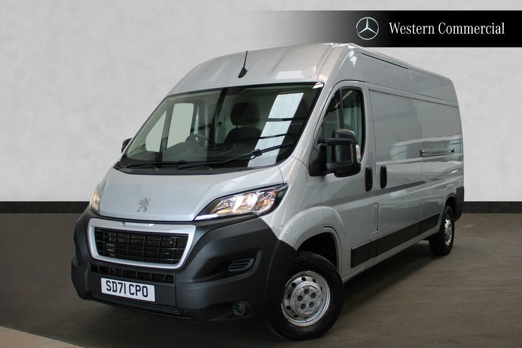 Peugeot Boxer 2.2 Bluehdi 335 Professional Panel Van Silver #3