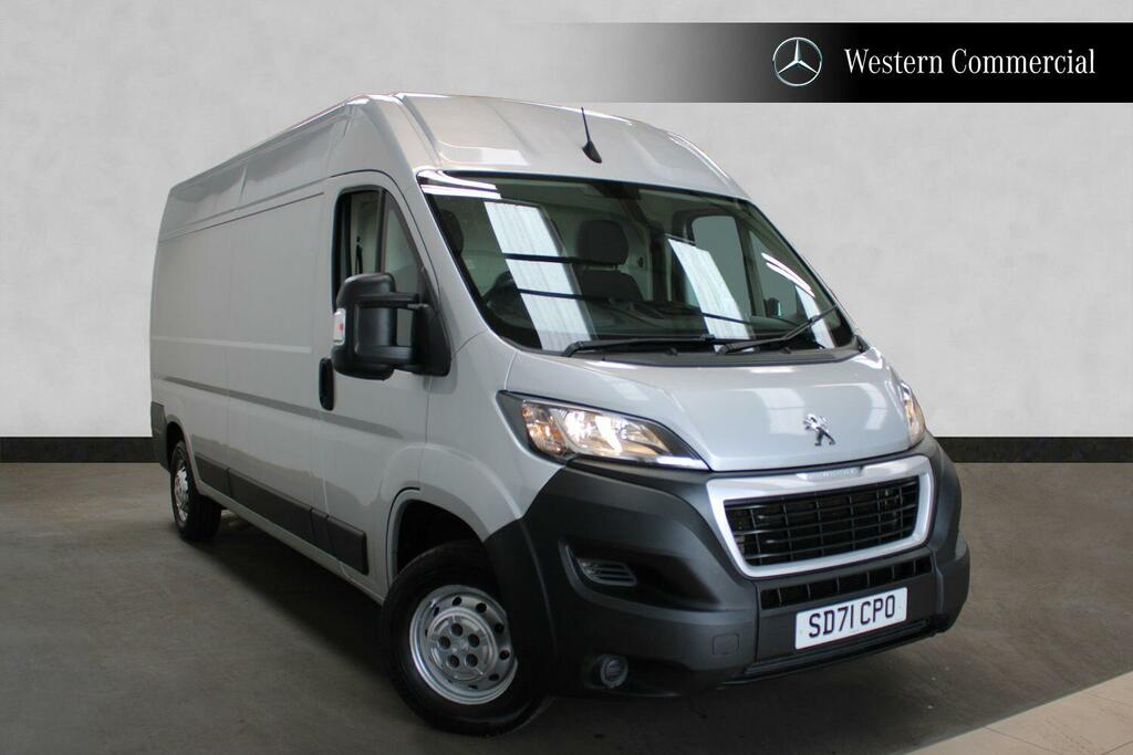 Peugeot Boxer 2.2 Bluehdi 335 Professional Panel Van Silver