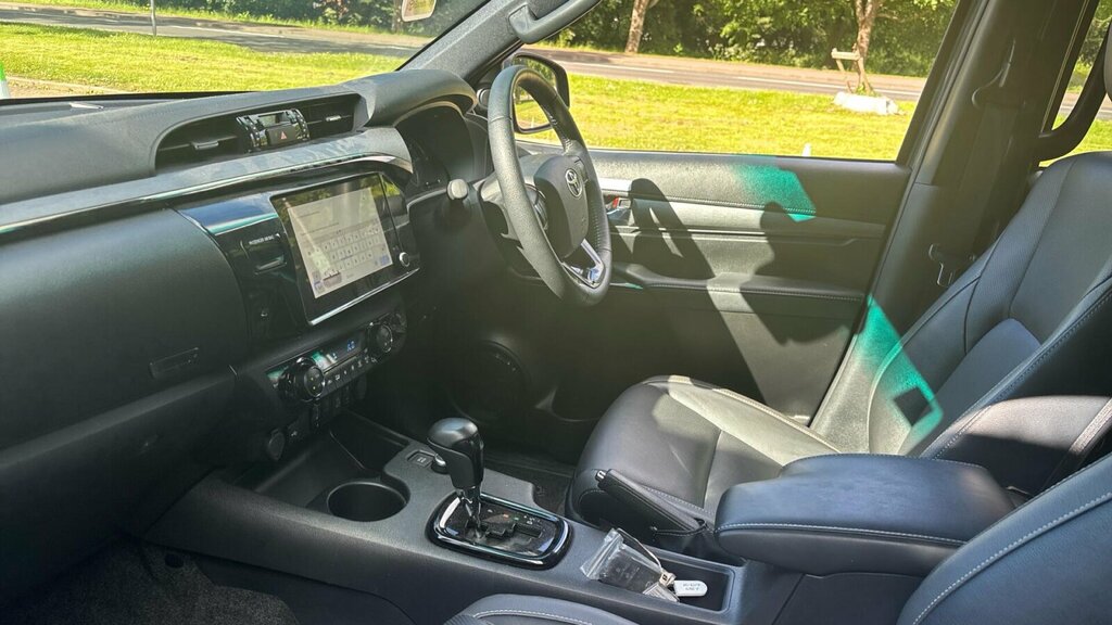 Toyota HILUX 2.8 D-4d-h Invincible X 4Wd Euro 6 Grey #5