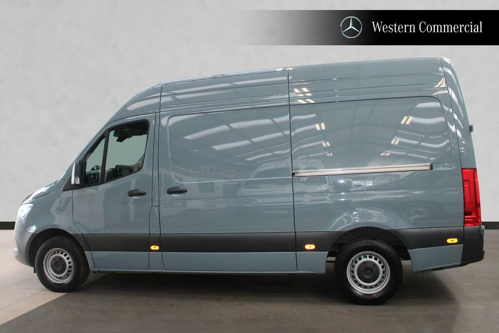 Mercedes-Benz Sprinter 2.0 315 Cdi Pro Panel Van G-tronic Rwd Blue #3