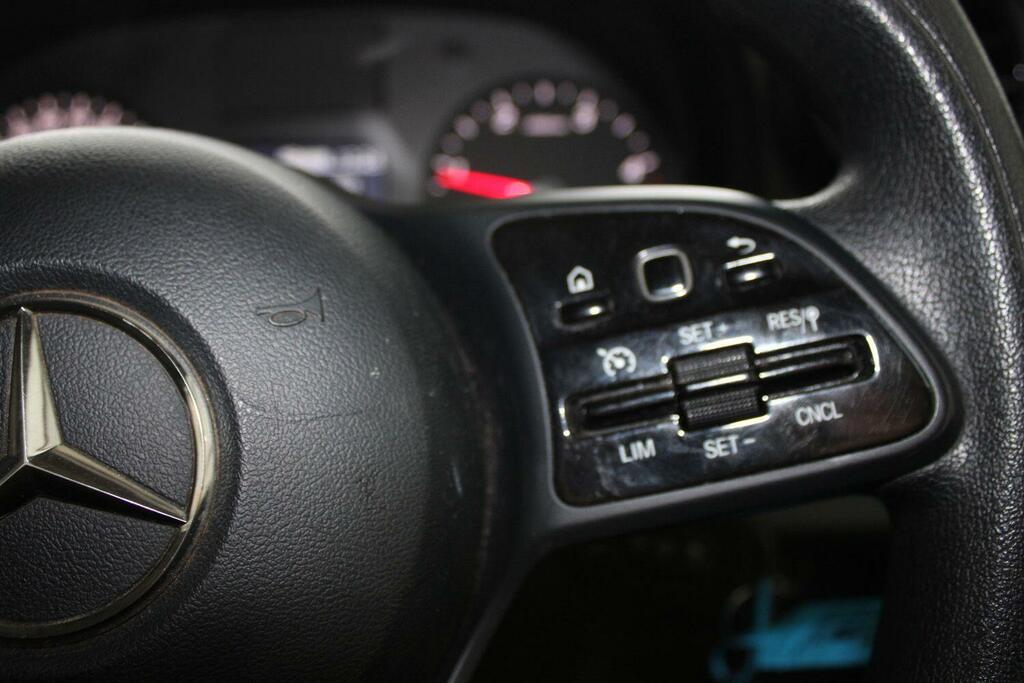 Mercedes-Benz CITAN Mpv Black #21