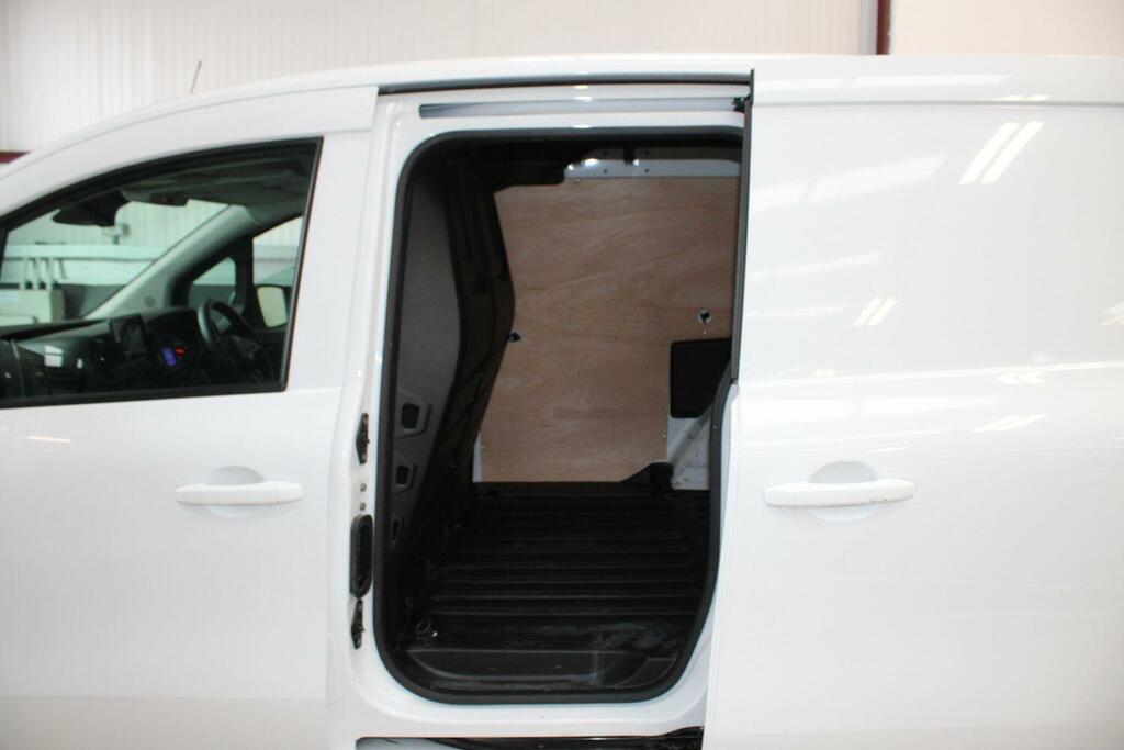 Mercedes-Benz CITAN Mpv Black #6