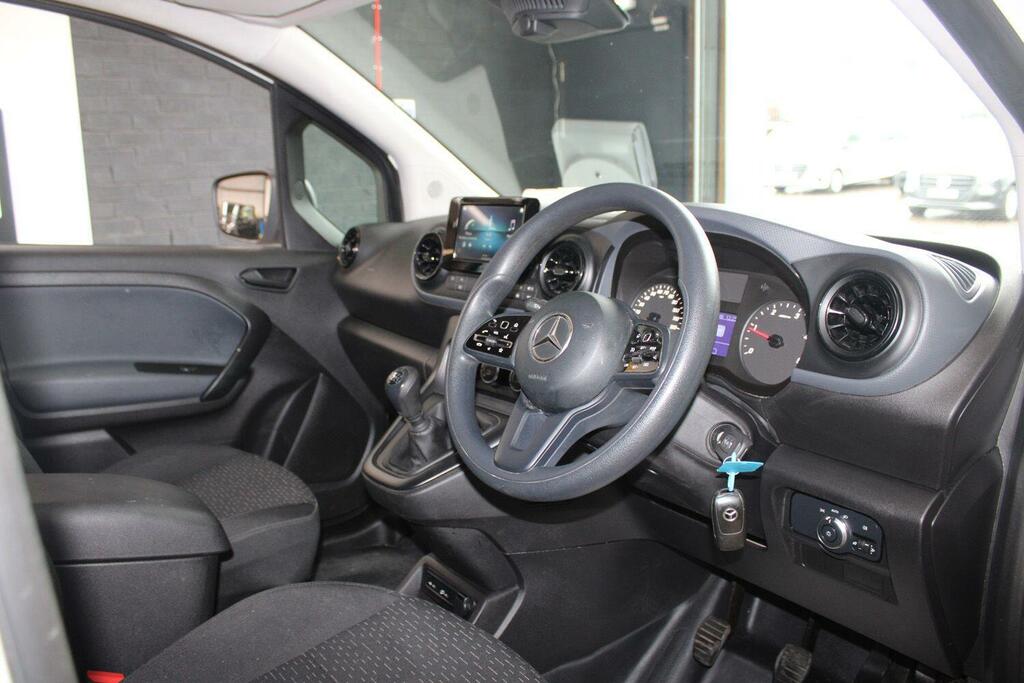 Mercedes-Benz CITAN Mpv Black #13