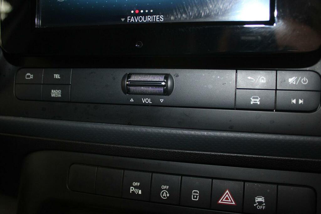 Mercedes-Benz CITAN Mpv Black #25