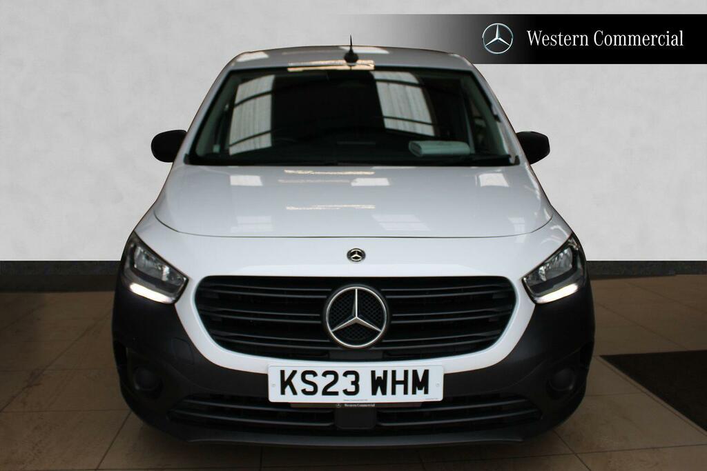 Mercedes-Benz CITAN Mpv Black #32