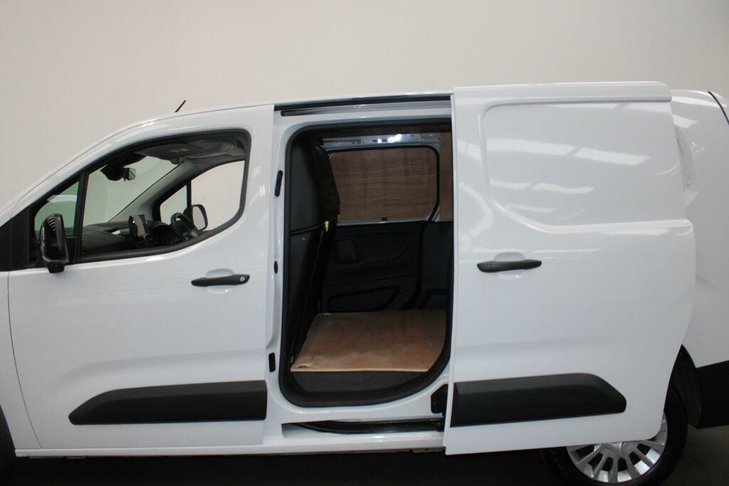 Toyota Proace City 1.5 Bluehdi Icon Long Panel Van 6Dr White #5