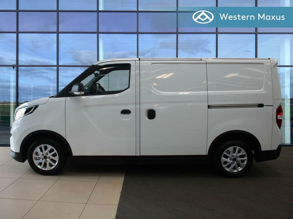 Maxus eDeliver 3 50.23Kwh Panel Van Fwd L1 122 P White #4