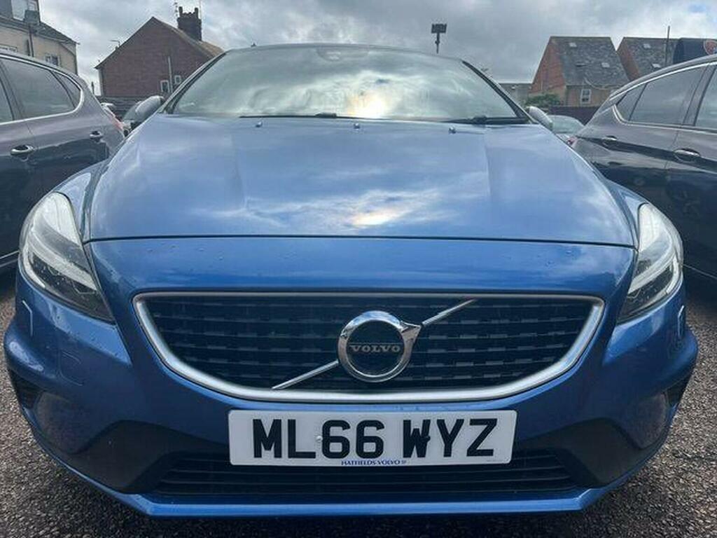 Volvo V40 Hatchback 2.0 D2 R-design Euro 6 Ss 20166 ML66WYZ Blue #2