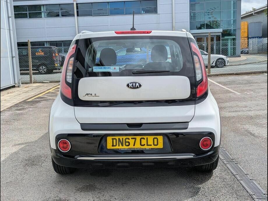 Kia Soul 1.6 Gdi 1 Euro 6 White #6