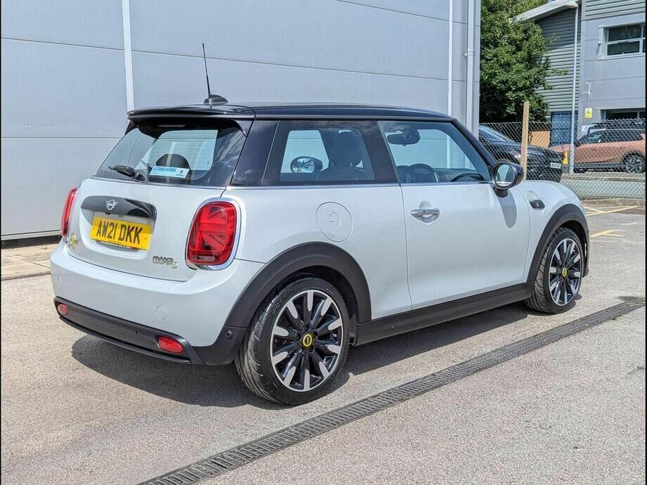 Mini Electric 135Kw Cooper S Level 2 33Kwh Silver #7