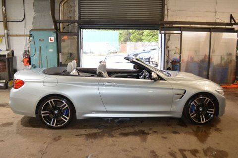 BMW M4 3.0 Biturbo Convertible Blue #4