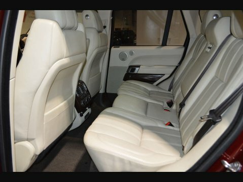 Land Rover Range Rover 4.4L Vogue Se Black #64