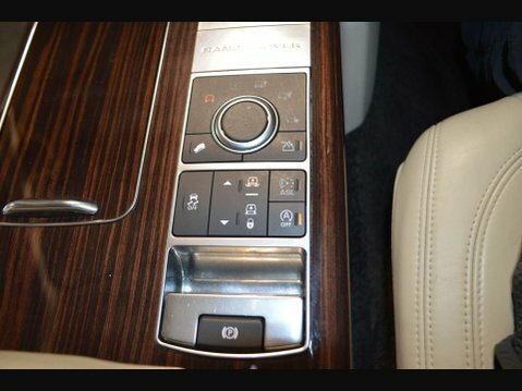 Land Rover Range Rover 4.4L Vogue Se Black #104
