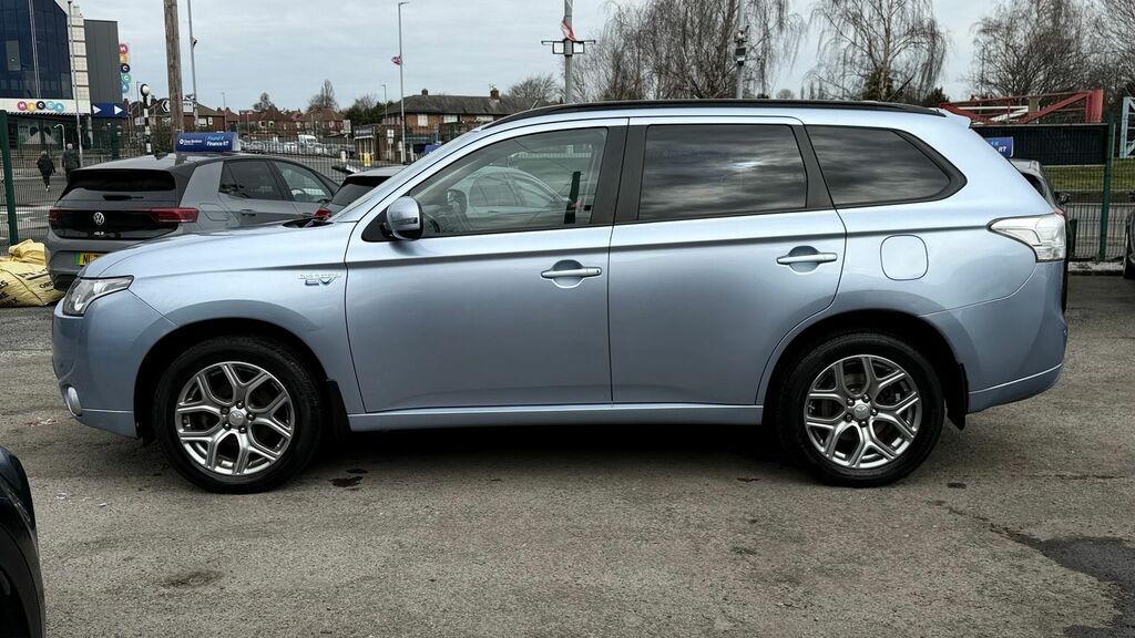 Mitsubishi Outlander 2.0H 12Kwh Gx3h Suv Plug-in Hybrid Cvt PE15OBL Blue #6
