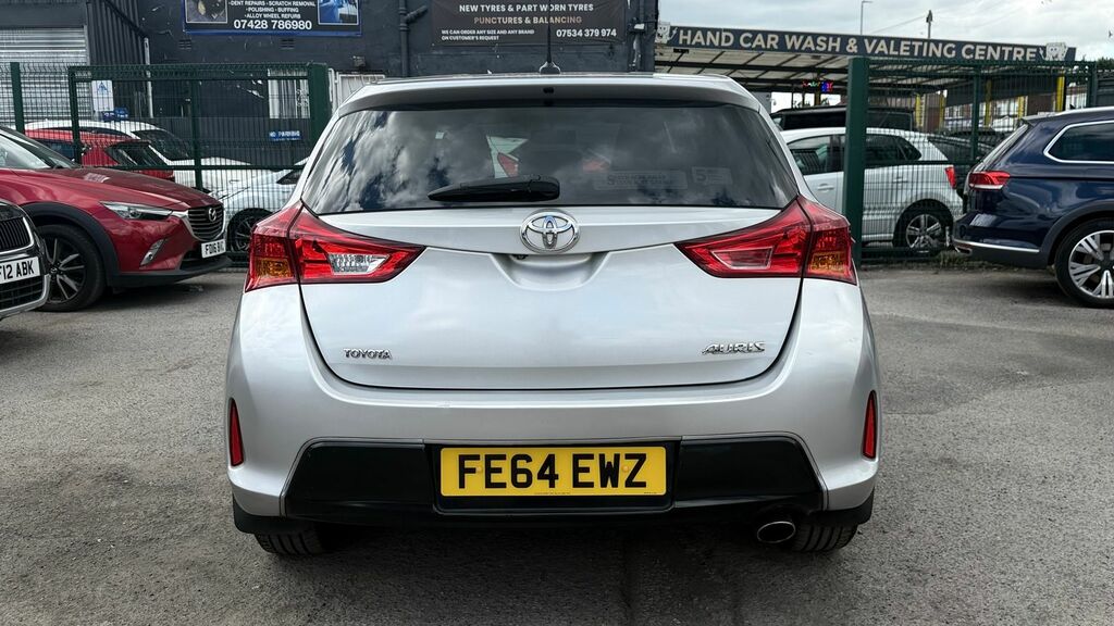 Toyota Auris 1.6 V-matic Icon Plus Hatchback FE64EWZ Silver #5
